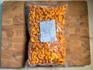 ФЛИНТ Гренки холодец с хреном: Кешью 