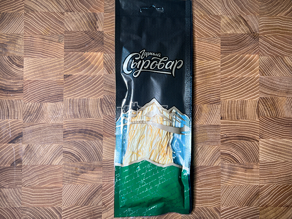 Сыр 60 гр ГОРНЫЙ СЫРОВАР (Паутинка копчёная) в Болшево