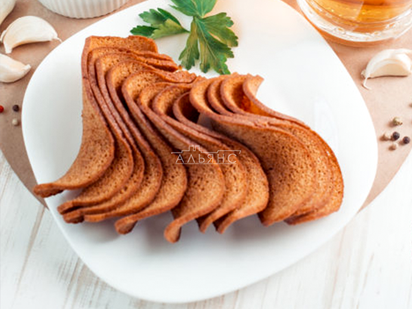 Ресторанные гренки с сметаной и зеленью в Болшево